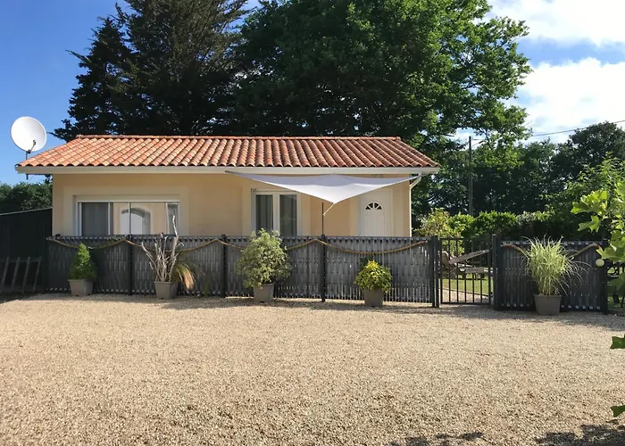 Maisonnette Entre Foret Et Occean بيت للعطل فيندايز - مونتاليفت